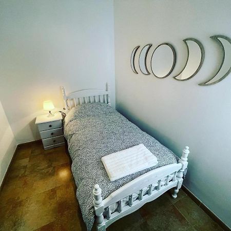 Apartamentos Colon Pondos 利纳雷斯 外观 照片