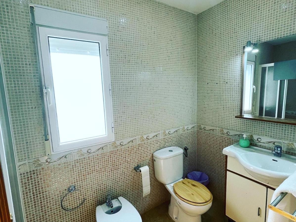 Apartamentos Colon Pondos 利纳雷斯 外观 照片